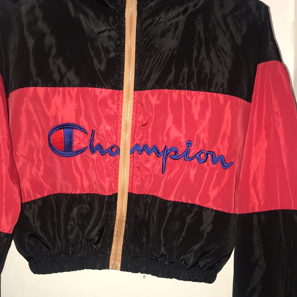Cropped champion windbreaker